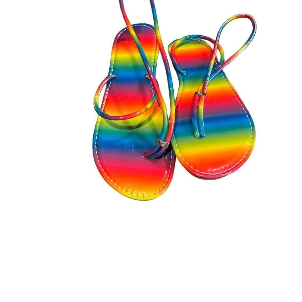 NWOT Women's Rainbow Patent Flat Thong Sandals with Rhinestone Detail 38/7.5